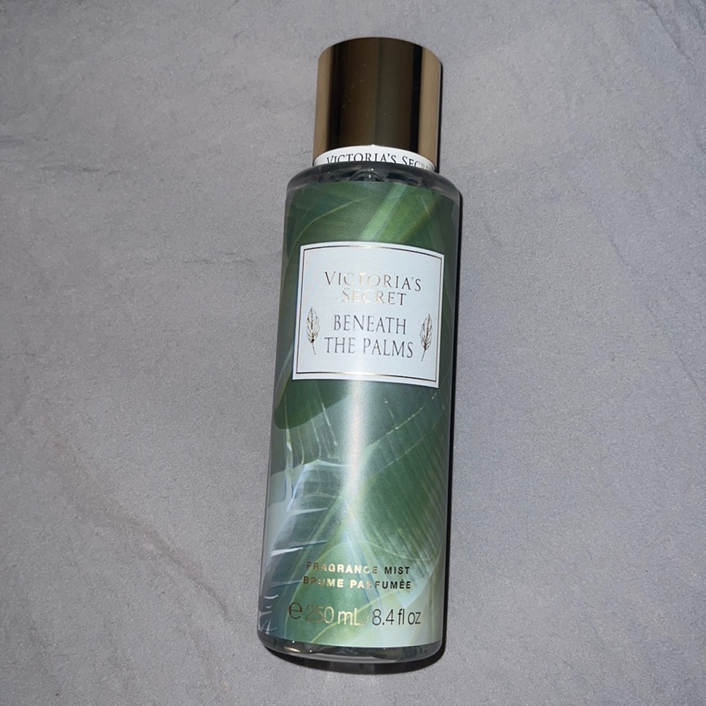 Victoria’s Secret Beneath the Palms Mist